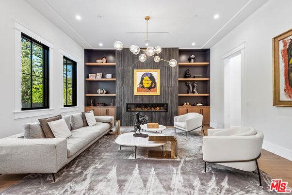 Fireplace, Interior, Living room, Pendant Lights, Recessed Lighting, Wood Texture Flooring