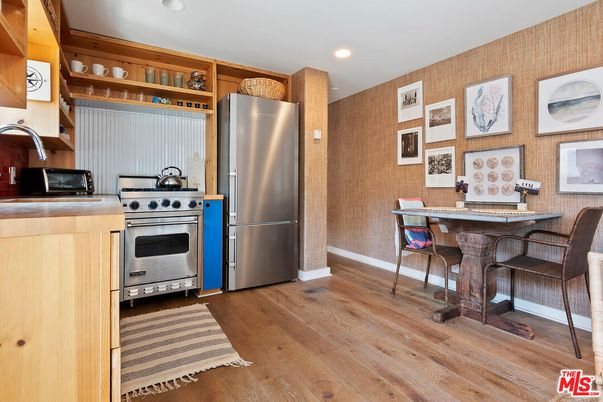 Dining room, Interior, Kitchen, Recessed Lighting, Stainless Steel Appliances, Wood Texture Flooring