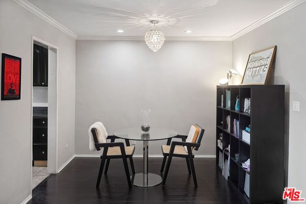 Dining room, Interior, Recessed Lighting, Wood Texture Flooring