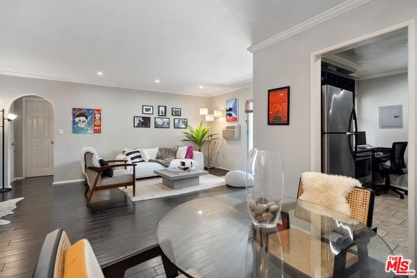 Home Office, Interior, Living room, Recessed Lighting, Wood Texture Flooring