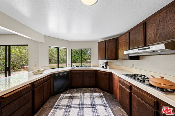 Interior, Kitchen, Tile Countertops
