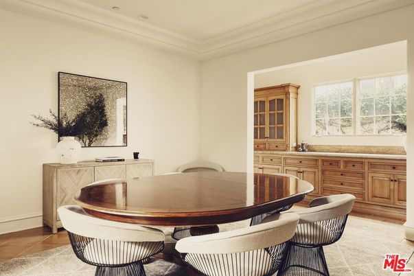 Dining room, Interior