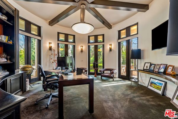 Home Office, Interior, Pendant Lights, Wooden Beams
