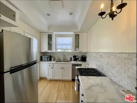 Chandelier, Interior, Kitchen, Recessed Lighting, Stainless Steel Appliances, Wood Texture Flooring