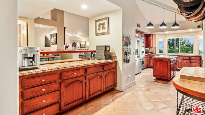 Interior, Kitchen, Pendant Lights, Recessed Lighting