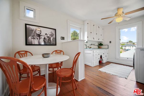 Dining room, Interior, Wood Texture Flooring