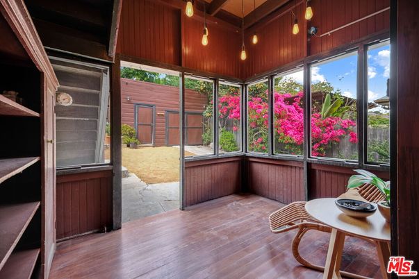 Interior, Sun Room, Wood Texture Flooring