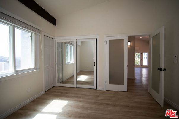 Empty room, Interior, Wooden Beams, Wood Texture Flooring
