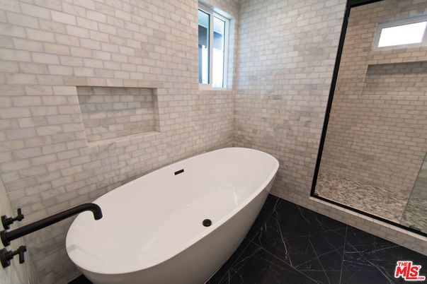 Bathroom, Free Standing Baths, Interior, Marble, Stone Walls