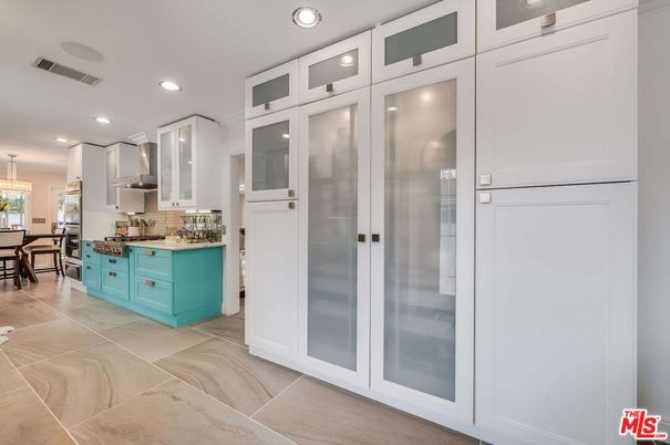 Dining room, Interior, Kitchen, Pendant Lights, Recessed Lighting