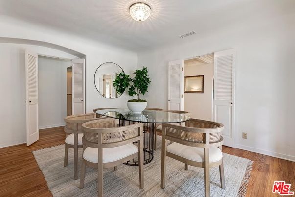 Dining room, Interior, Wood Texture Flooring