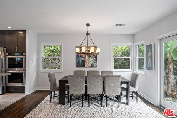 Chandelier, Dining room, Interior, Kitchen, Pendant Lights, Recessed Lighting, Wood Texture Flooring