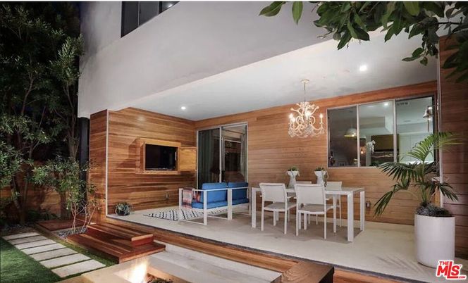 Chandelier, Dining room, Interior, Recessed Lighting, Wood Texture Flooring, Wooden Walls