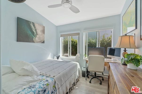 Bedroom, Home Office, Interior, Wood Texture Flooring
