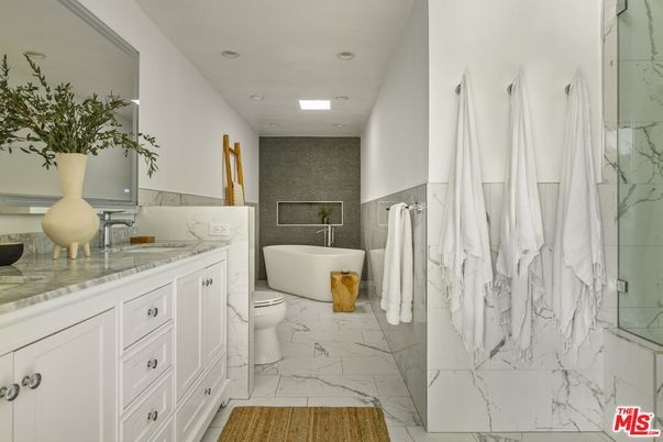 Bathroom, Free Standing Baths, Interior, Marble, Marble Walls, Recessed Lighting