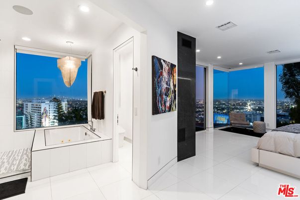 Bathroom, Interior, Pendant Lights, Recessed Lighting