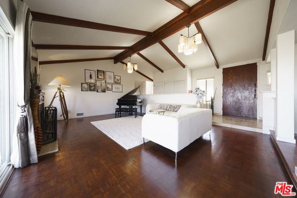 Interior, Living room, Pendant Lights, Piano, Wooden Beams, Wood Texture Flooring