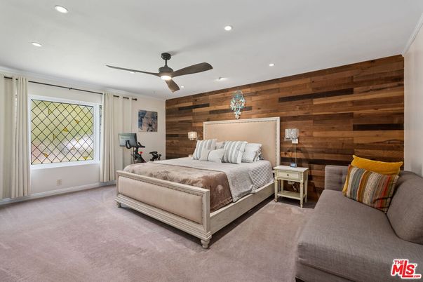 Bedroom, Fitness Equipment, Interior, Recessed Lighting, Wooden Walls
