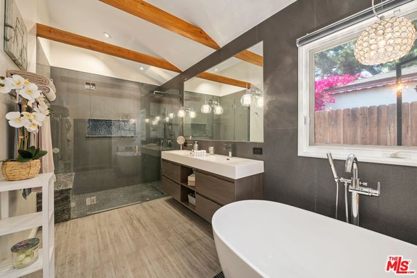 Bathroom, Dual Sink Vanities, Free Standing Baths, Glass Shower, Interior, Pendant Lights, Recessed Lighting, Wooden Beams, Wood Texture Flooring
