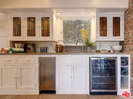 Interior, Kitchen, Recessed Lighting, Stone Walls