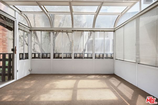Empty room, Glass Ceilings, Interior, Sun Room