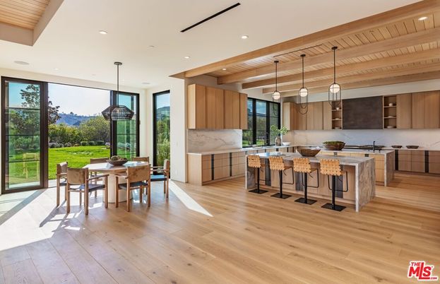 Dining room, Interior, Kitchen, Pendant Lights, Recessed Lighting, Stainless Steel Appliances, Wooden Ceilings, Wood Texture Flooring