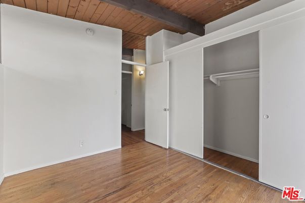 Empty room, Interior, Wooden Beams, Wooden Ceilings, Wood Texture Flooring
