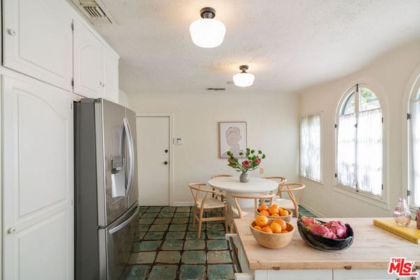Dining room, Interior, Kitchen, Stainless Steel Appliances