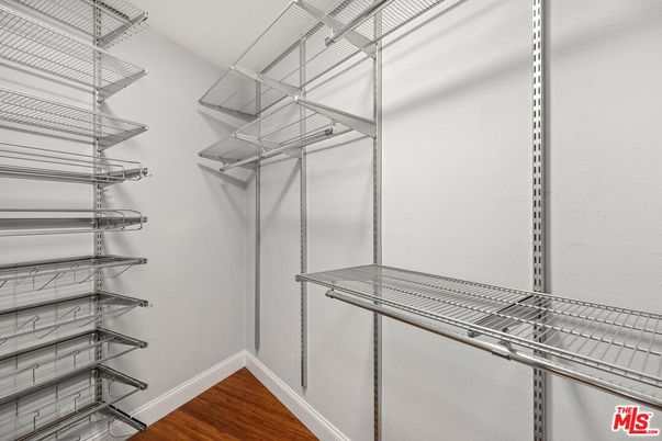 Interior, Walk-in Closets, Wood Texture Flooring