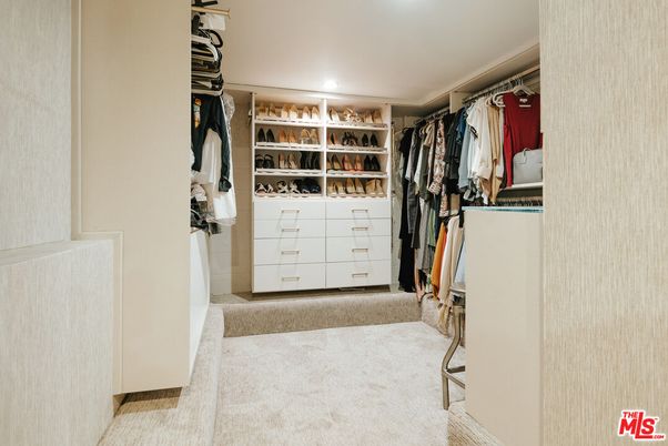 Interior, Recessed Lighting, Walk-in Closets