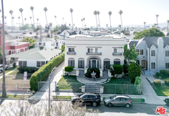 Exterior, Drone