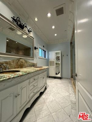 Bathroom, Interior, Marble, Recessed Lighting