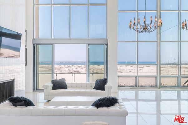 Chandelier, Fireplace, Interior, Living room, Water