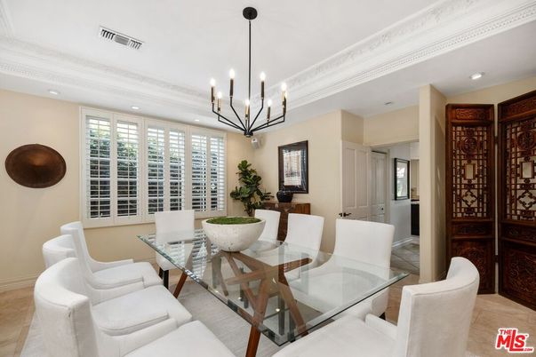 Chandelier, Dining room, Interior, Pendant Lights, Recessed Lighting