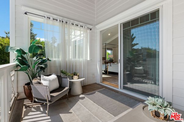 Interior, Sun Room, Wood Texture Flooring