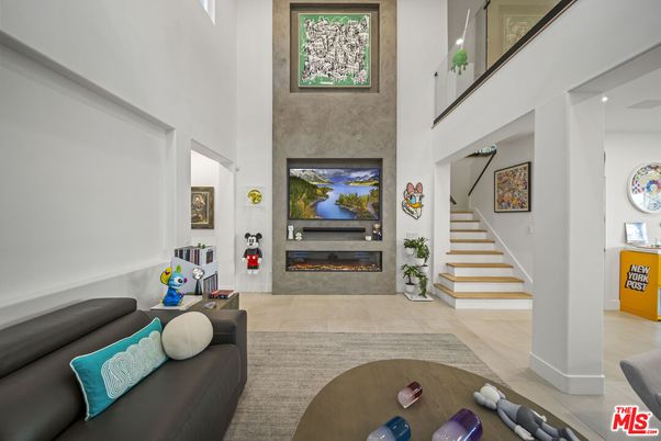 Fireplace, Interior