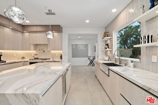 Interior, Kitchen, Pendant Lights, Recessed Lighting