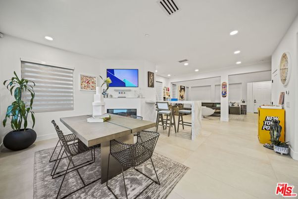 Dining room, Fireplace, Interior, Recessed Lighting