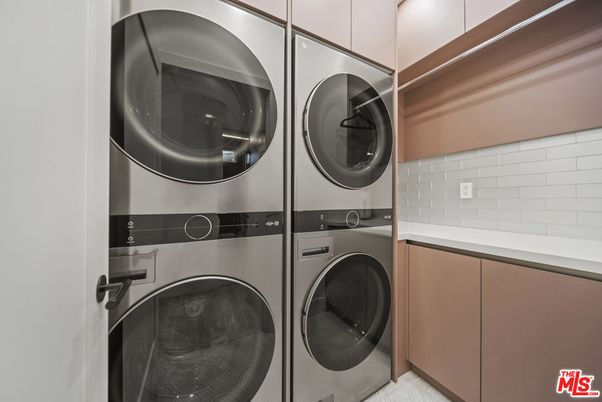 Interior, Utility Closets, Washer