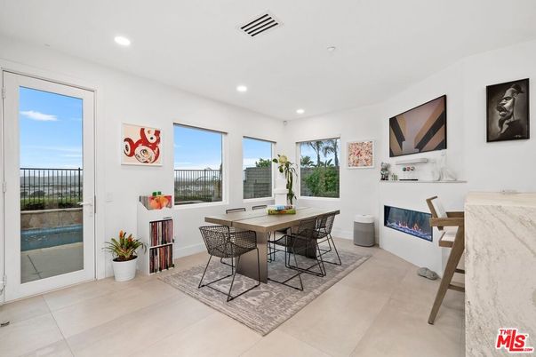 Dining room, Fireplace, Interior, Recessed Lighting