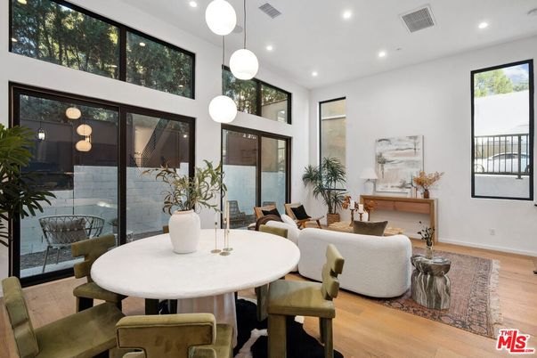 Dining room, Interior, Living room, Pendant Lights, Recessed Lighting, Wood Texture Flooring