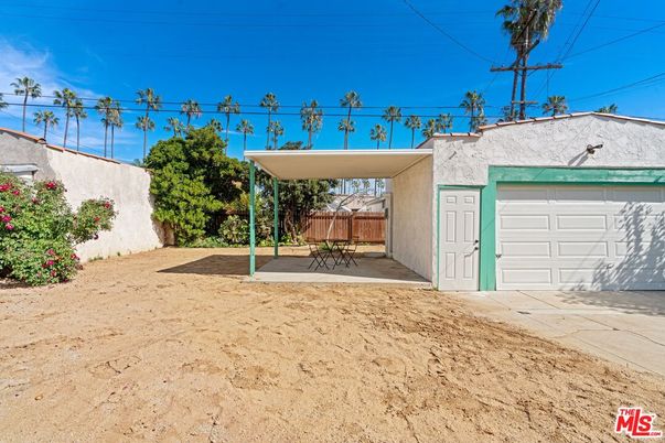 Backyard, Detached Garage, Exterior