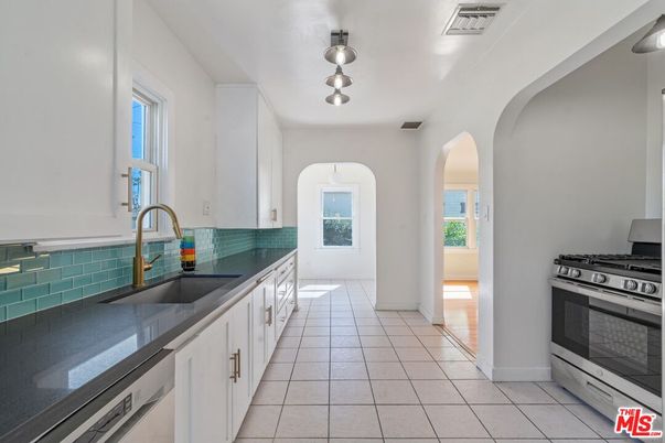Interior, Kitchen, Stainless Steel Appliances