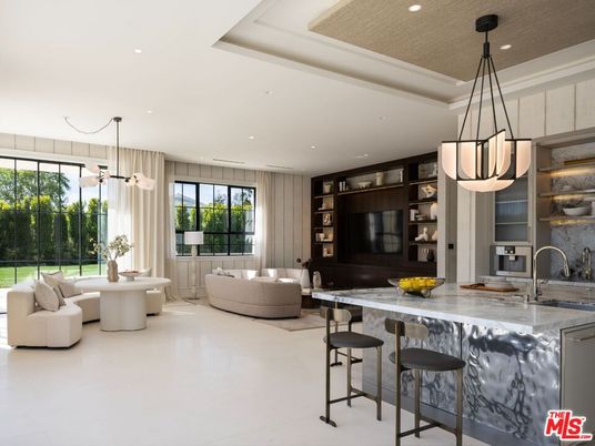 Interior, Kitchen, Living room, Pendant Lights, Recessed Lighting, Stainless Steel Appliances