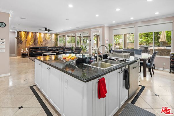 Dining room, Interior, Kitchen, Living room, Recessed Lighting