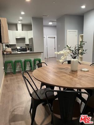 Dining room, Interior, Kitchen, Recessed Lighting, Wood Texture Flooring