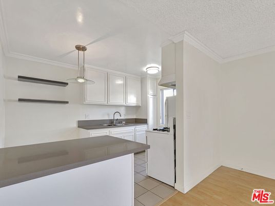 Interior, Kitchen, Pendant Lights, Wood Texture Flooring
