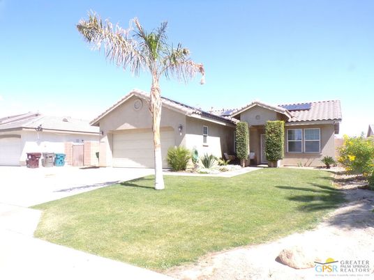 Attached, Exterior, Facade, Solar Panels, Mediterranean