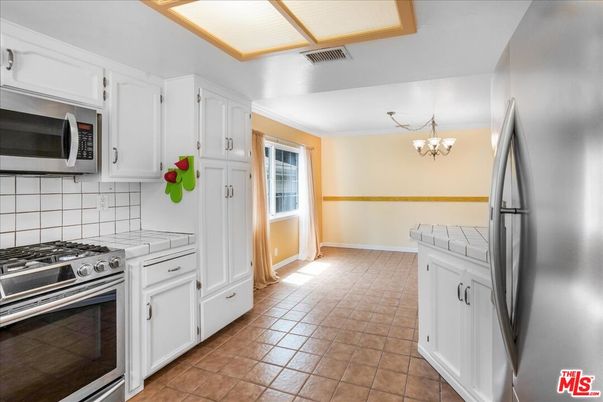 Chandelier, Interior, Kitchen, Stainless Steel Appliances