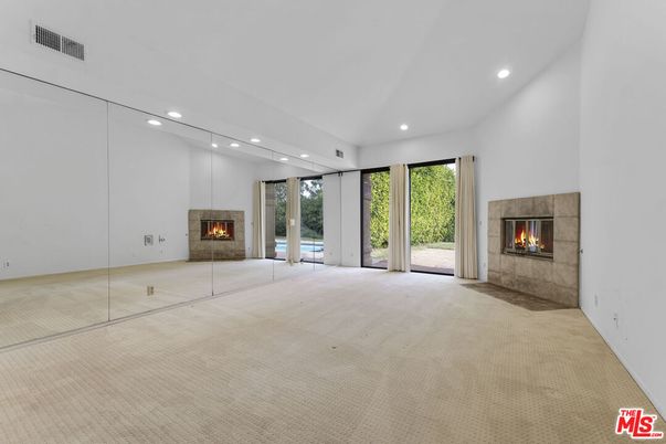 Empty room, Fireplace, Interior, Recessed Lighting